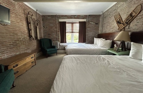Pittsfield Hotel | William Watson Hotel