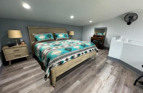 Johnson City House | Willie In the Hill Country - Hacienda Amor