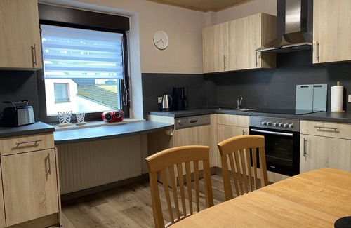 Stadtkyll Apartment | Willkommen in Unserer Ferienwohnung Burgberg im Schönen Luftkurort Stadtkyll