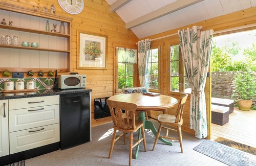 Irstead Cottage | Willow Lodge