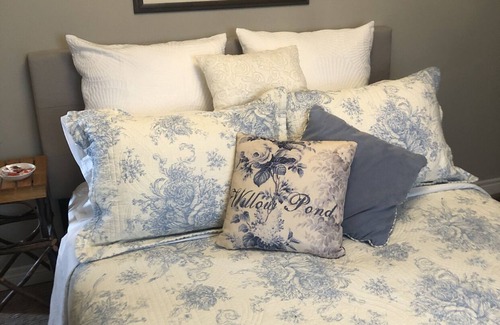 Port Perry Bed & Breakfast | Willow Pond Bed and Breakfast
