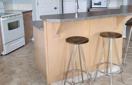 Sylvan Lake House | Willow Springs Sunshine Escape