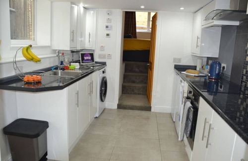 Salisbury Apartment | Willow Tree 1 bed Apartment - Stayseekers