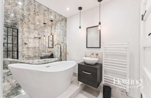 Wallingford House | Willowbrook Cottage - 3 Bed Countryside Escape