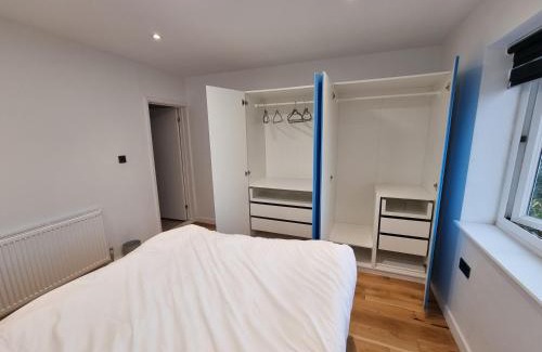 Eastleigh House | Wilmer House