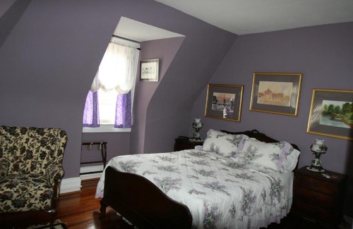 Downtown Baltimore Bed & Breakfast | Wilson House Bed & Breakfast