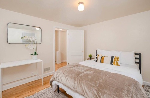Little Chute House | Wilson Street Abode - 3 bedroom Corporate Rental