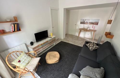 Sant Cugat del Valles Apartment | Winahost Apartament Cirerer
