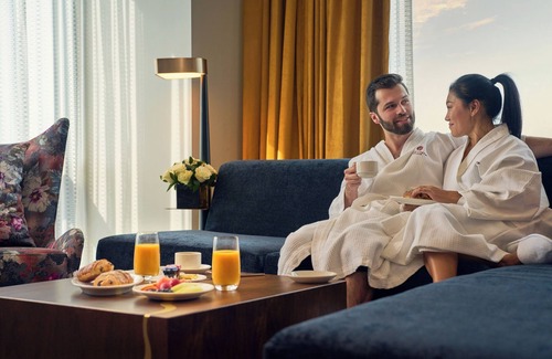 East Hazel Crest Resort | Wind Creek Southland Casino and Hotel
