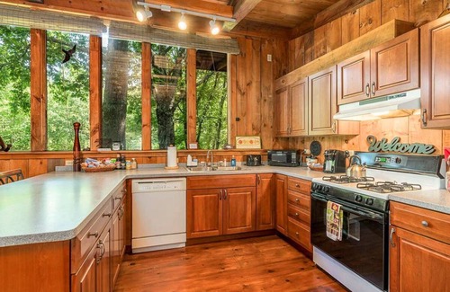 Westbrook House | WINDABROOK Farm & Lodge - Recharge, Reset, Relax on 13 acres