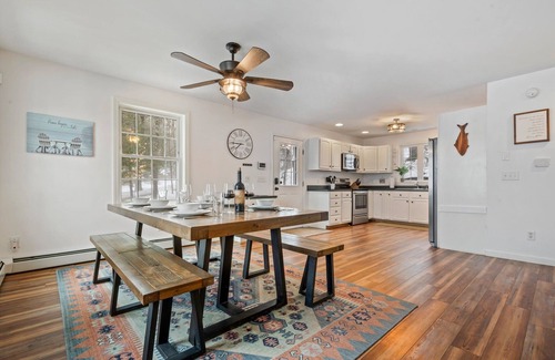 Windham House | Windham Wind Down-Dock, Kayaks, SUPs, Fishing Rods