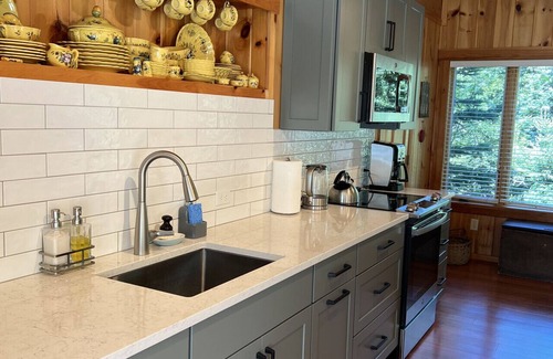 Vinalhaven House | Windhaven Guest House