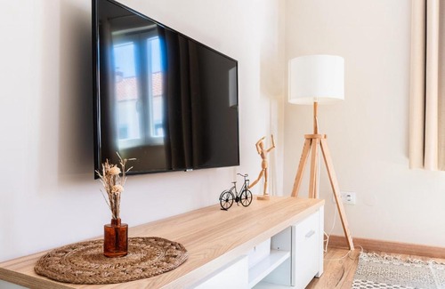 Baiona Apartment | Windmill Escape - Onda Townhouse