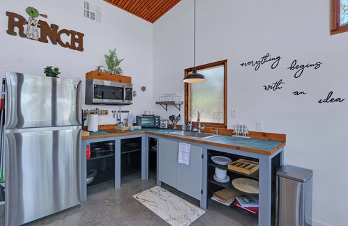 Wimberley Cabin | Windmill Ranch-Terra Casita #2 I Hot tub, stargazing