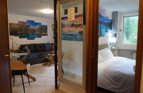 Cervinia Apartment | Window on the mountains
