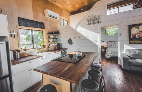 Dripping Springs House | windows cabin 2 · ↞Modern Hill Country Tiny Cabin 2 w/ Loft & Light↠