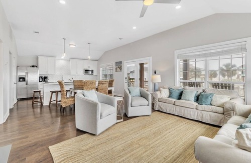 Port Bolivar House | Windsical Escape - Charming 2 bedroom with gulf views and minutes to beach!