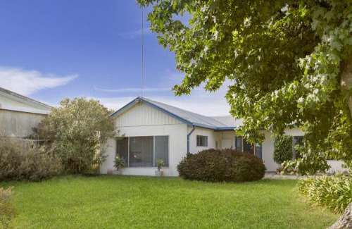 Paynesville House | Windsong