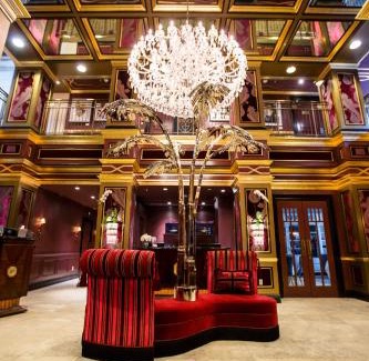 Bloor-Yorkville Hotel | Windsor Arms Hotel