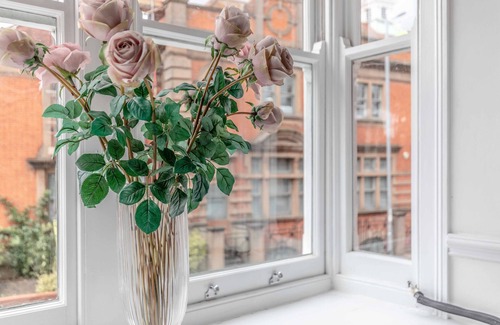 Windsor House | Windsor Central Victorian Town House sleeps 6
