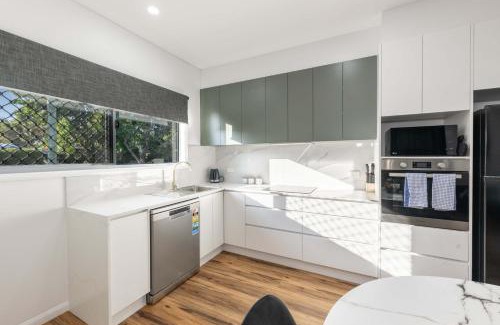 Hermit Park House | Windsor Charm - Unit Two