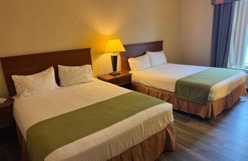 Dodge City Hotel | Windsor Inn & Suites