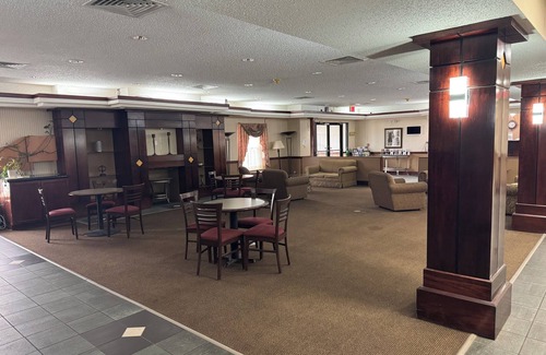 Dodge City Hotel | windsor inn