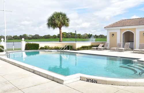 Osprey Condo | Windsor Lodge at the Oaks 1