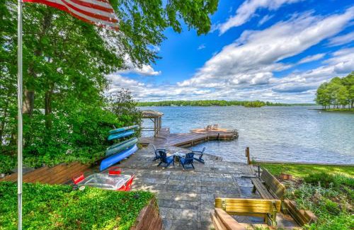 Bumpass House | Windswept Cove