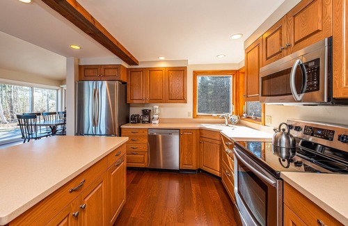 Harpswell House | Windward - Enjoy privacy, comfortable living spaces, and easy water access