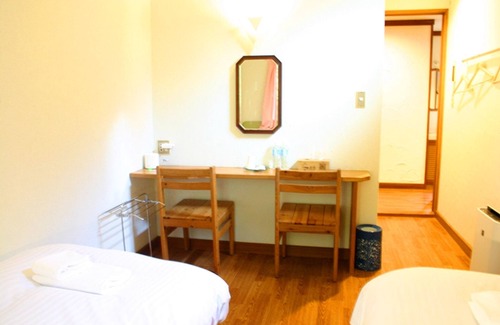 Yamanakako Hotel | Windy Hill Room 10 Twin Bed Westernstyle Room/Minamitsurugun Yamanashi