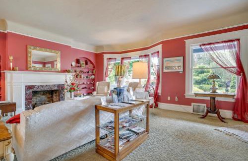 Walla Walla House | Wine Country Home with Yard Walk to Downtown!