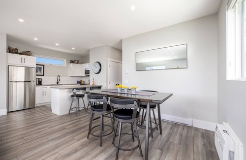 Central Okanagan Apartment | "Wine Down" and indulge in this incredible Okanagan experience!