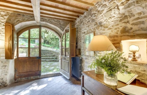 Castelnuovo dell'Abate Villa | Wine & History in Montalcino- Stay in an ancient mill