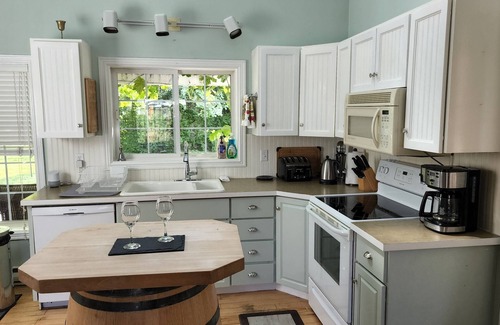 Okanagan-Similkameen House | Wine Lovers Oasis! - Your Home Base for Visiting the Okanagan