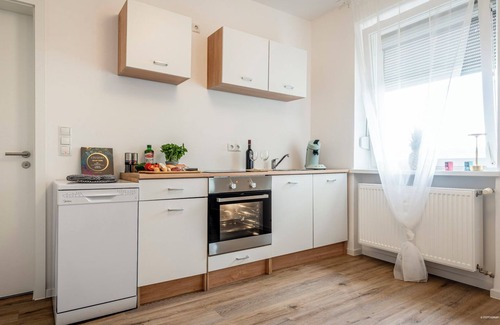 Frankenthal Apartment | Winedesign Boxspring 8 Pers Basf Nähe Ludwigshafen und Mannheim
