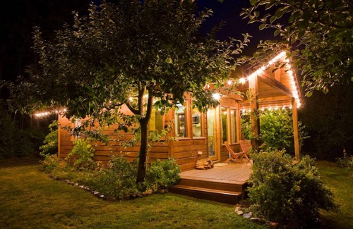 Kaslo Cottage | WING CREEK RESORT