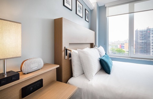 Mott Haven Hotel | Wingate by Wyndham Bronx/Haven Park