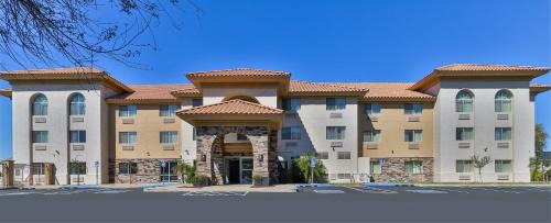 Chandler Hotel | Wingate by Wyndham Chandler Phoenix