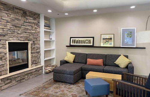 Chandler Hotel | Wingate by Wyndham Chandler Phoenix