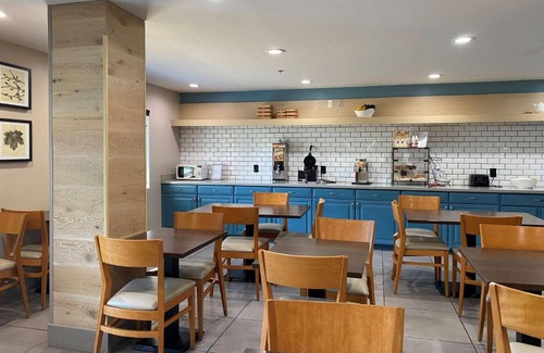 Chandler Hotel | Wingate by Wyndham Chandler Phoenix