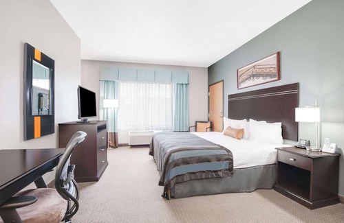 Gillette Hotel | Wingate by Wyndham Gillette