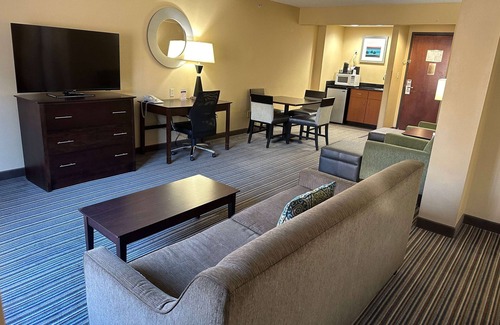 Harrisburg - Hershey Hotel | Wingate by Wyndham Harrisburg Near Hershey