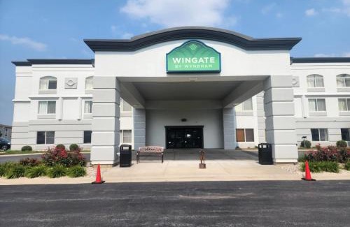 Joliet Hotel | Wingate by Wyndham Joliet
