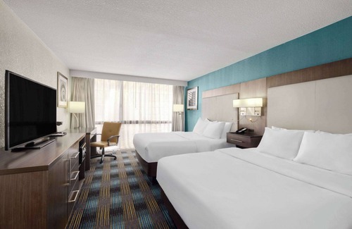 Kansas City Hotel | Wingate by Wyndham Kansas City