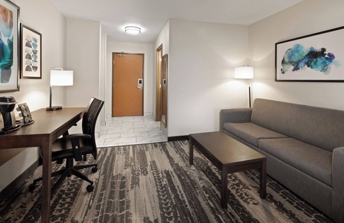 Marion Hotel | Wingate by Wyndham Marion