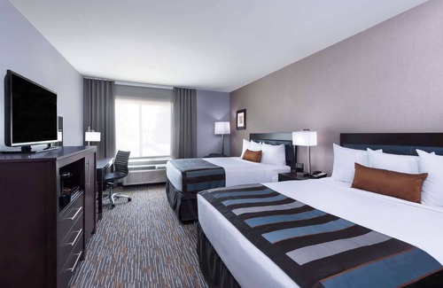 Sidney Hotel | Wingate by Wyndham Sidney