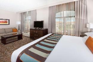 Sylvania Hotel | Wingate by Wyndham Sylvania-Toledo