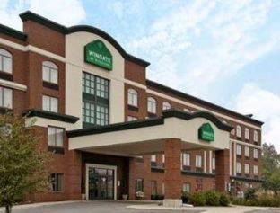 Sylvania Hotel | Wingate by Wyndham Sylvania-Toledo