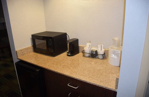 Linthicum Heights Hotel | Wingate by Wyndham Baltimore BWI Airport